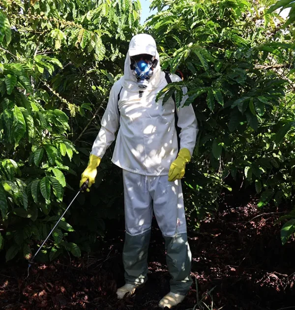 Utlizaçao de EPI - no uso de agroquimicos 02